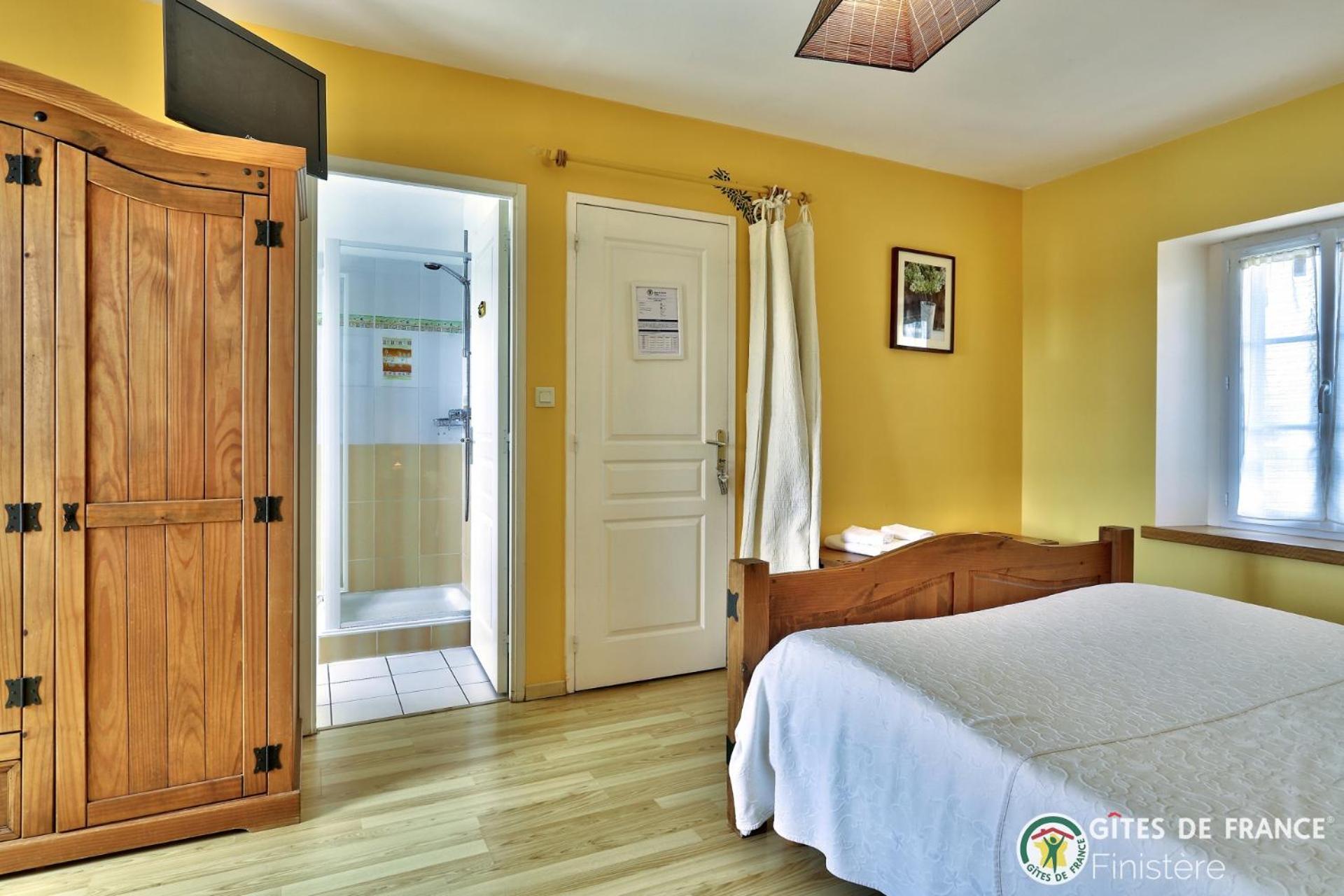 Bed and Breakfast La Clé des Champs Saint-Pabu  Exterior foto